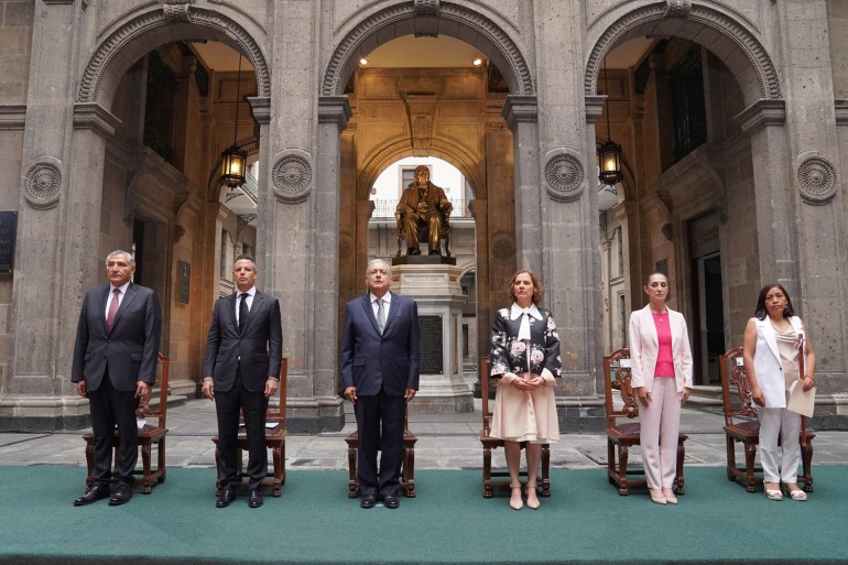 Conmemora AMLO 150 Aniversario Luctuoso De Benito Juárez - ADN | A ...